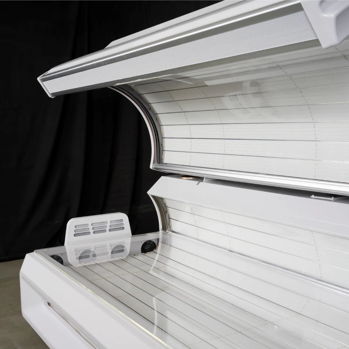 AIRVIDA Radiance Light Bed-Full Body Healing & Elite Wellness Therapy.